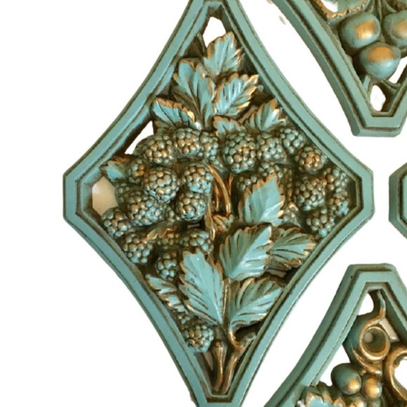 Universal Statuary Mid Century  Plaques - Picture 2 of 7